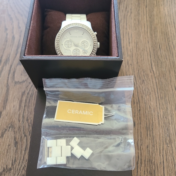 Michael Kors women's watch - Picture 4 of 4